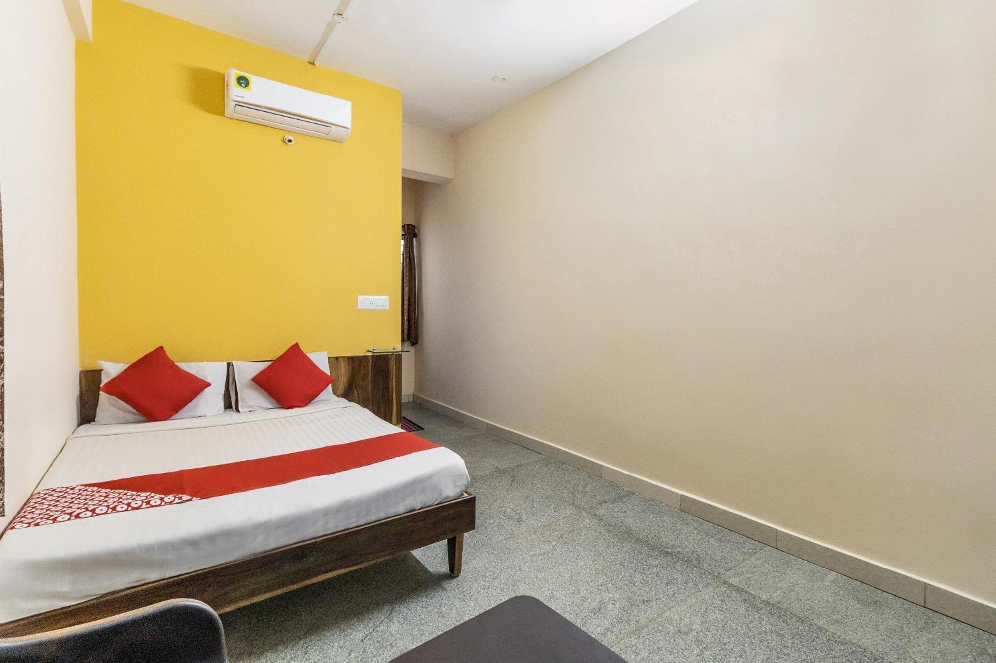Hotel O Supriya Lodge Hassan Luaran gambar